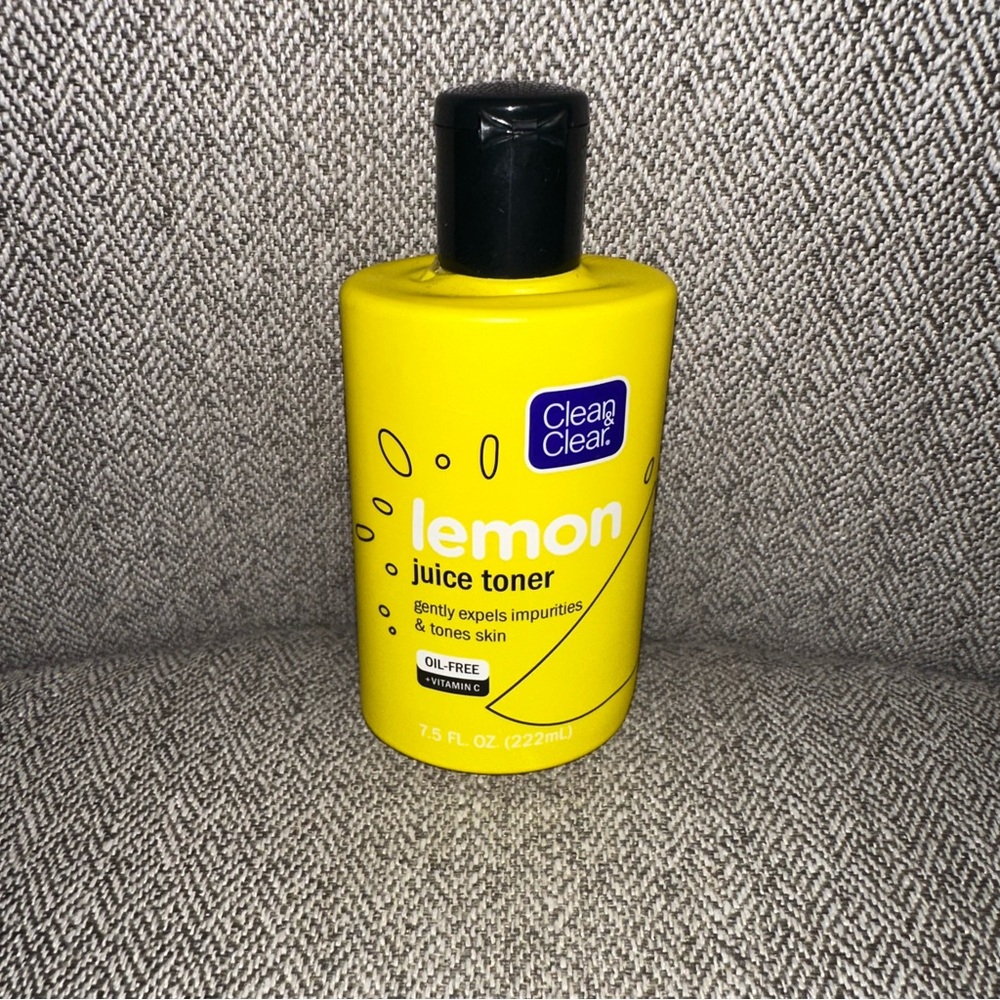 1 Clean & Clear Lemon Juice Acne Toner Oil Free Vitamin C 7.5oz DISCONTINUED HTF